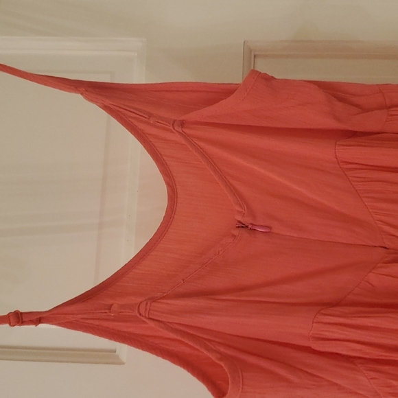 Pink Juniors Romper - Picture 4 of 6